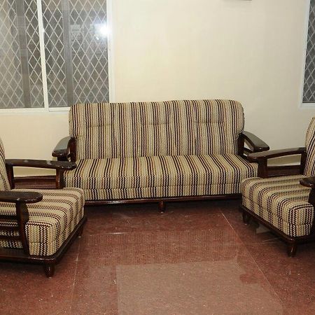 Tripura Sundari Residency Hotel Madanapalle Bagian luar foto